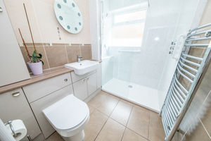Alderwood Close